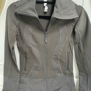 Lululemon Green In Stride Define Jacket Pockets Full Zip Size 2